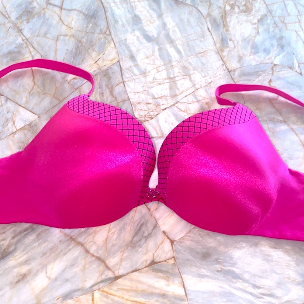 32B Pink Very Sexy So Obsessed Push Up Bra Seamless Soft